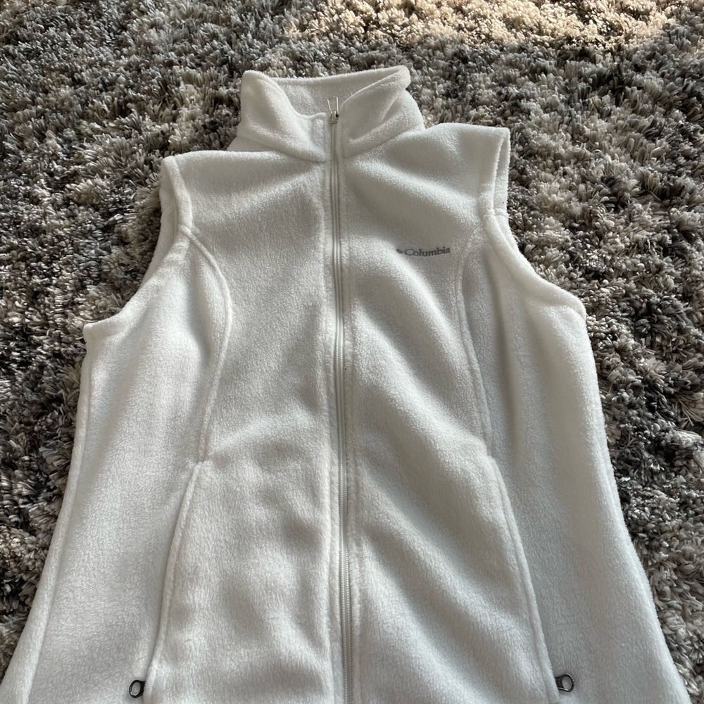 Columbia fleece vest. Size S